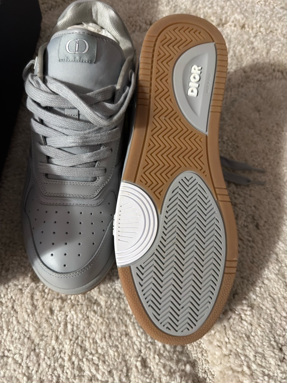 Dior Men's Gray Low-Top Sneakers - Picture 2 of 5